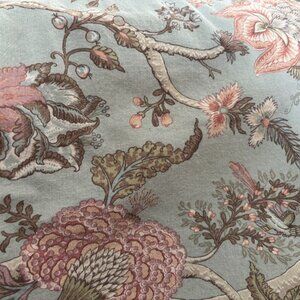 Pottery Barn Queen Duvet Cover  Blue & White floral  Set- 2 standard shams